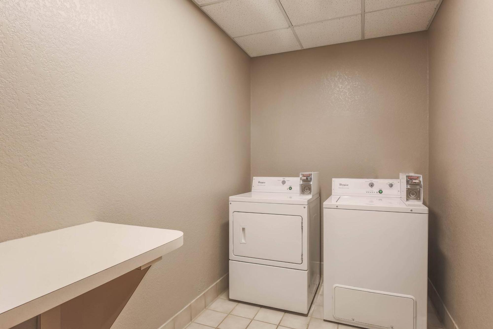 Courtyard By Marriott Orlando Lake Mary North Heathrow Экстерьер фото