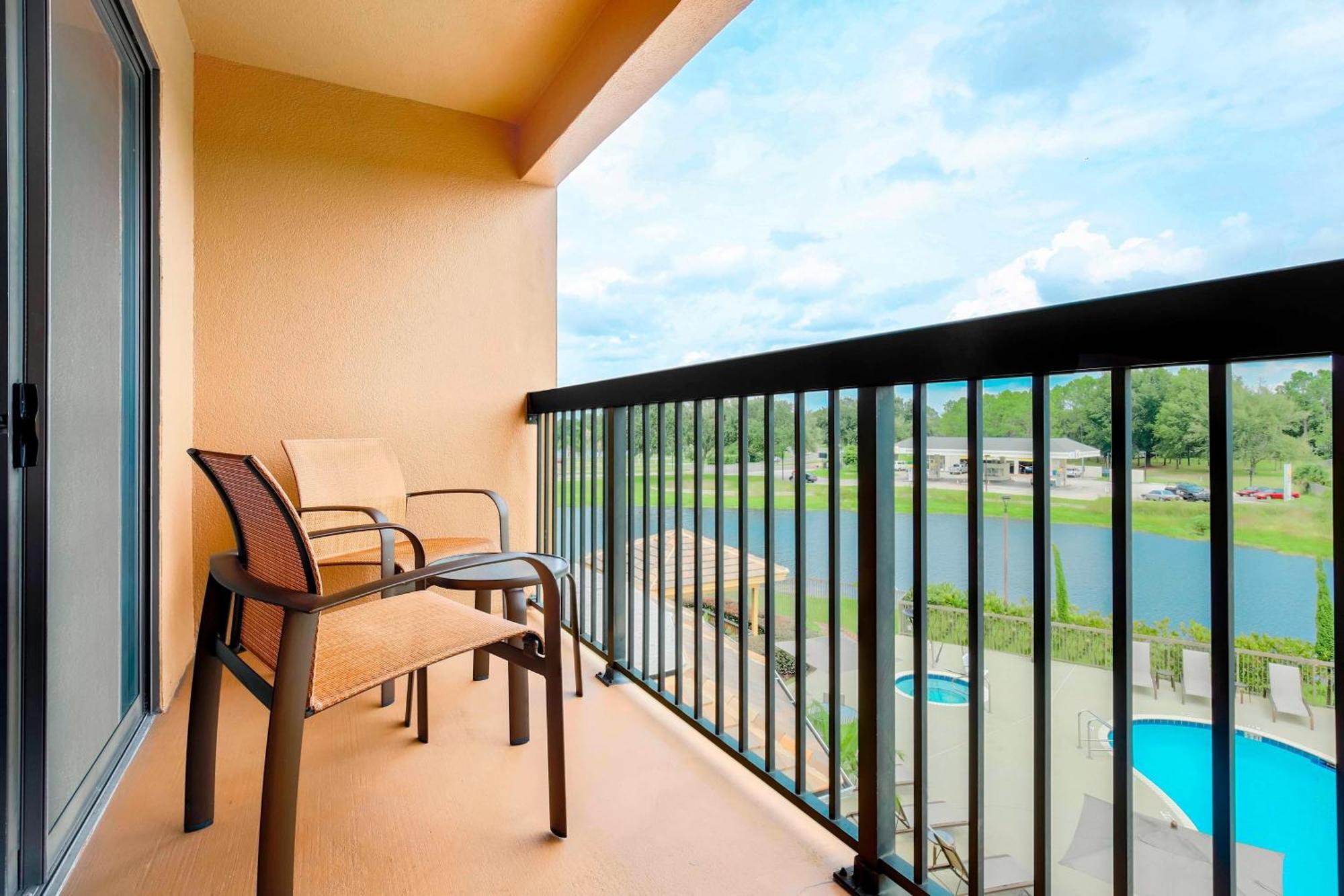 Courtyard By Marriott Orlando Lake Mary North Heathrow Экстерьер фото